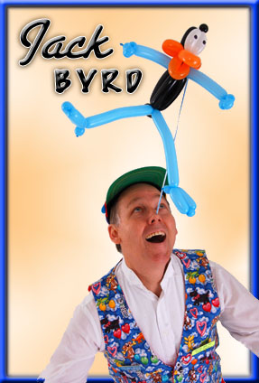 Jack Byrd Kids Night in Austin Texas with Animal Balloon Twist Art for birthday pary entertainment and company events