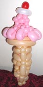 ice cream cone balloon art